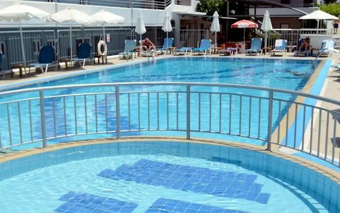 아파트호텔 Marianna 2*