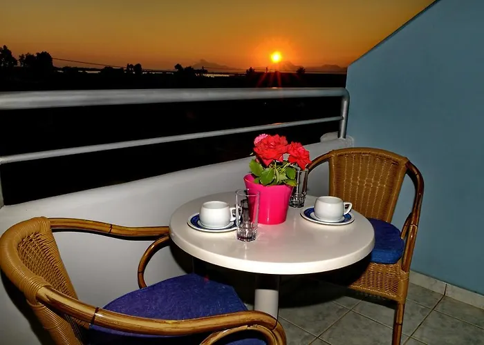 Marianna מלון דירות 2*