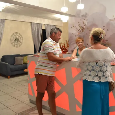 Marianna Aparthotel Tigaki